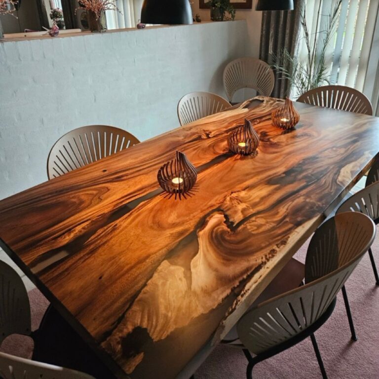 Epoxy plankebord med transparent epoxy hjemme hos kunde, billede 2 af 20